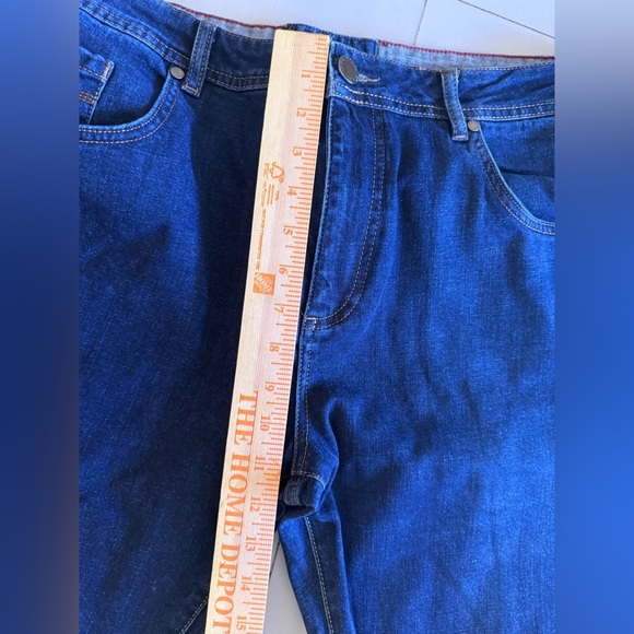 Men's Blue Jeans - Picture 12 of 16